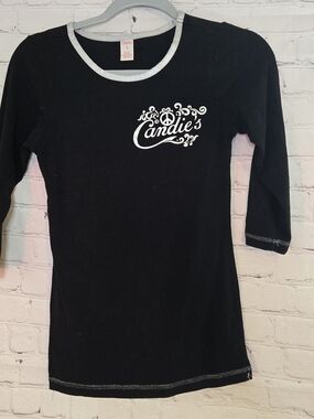 Y2k Candie's Black Tee Peace Sign Sz Small Mall Goth Mcbling